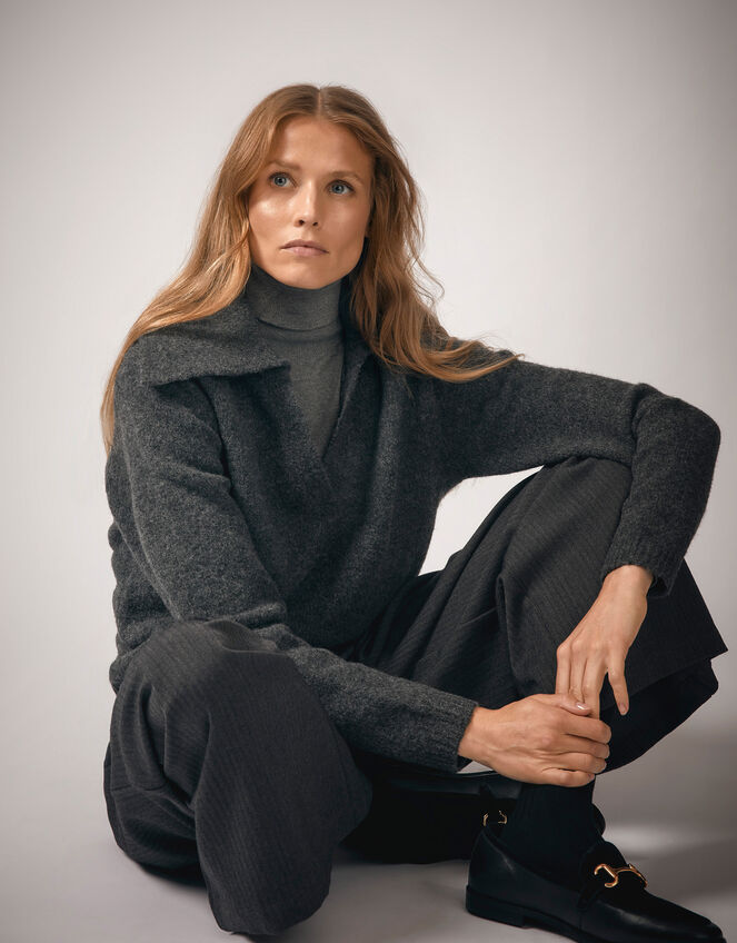 Clover V-Neck Collar Jumper, Grey (CHARCOAL), large