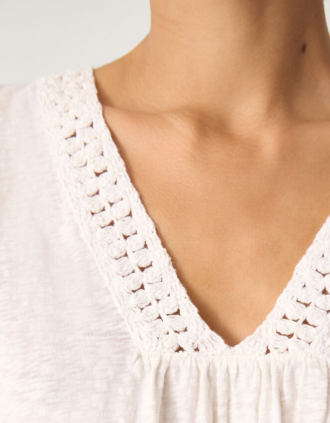 Amaya Crochet V-Neck T-Shirt, White (WHITE), large