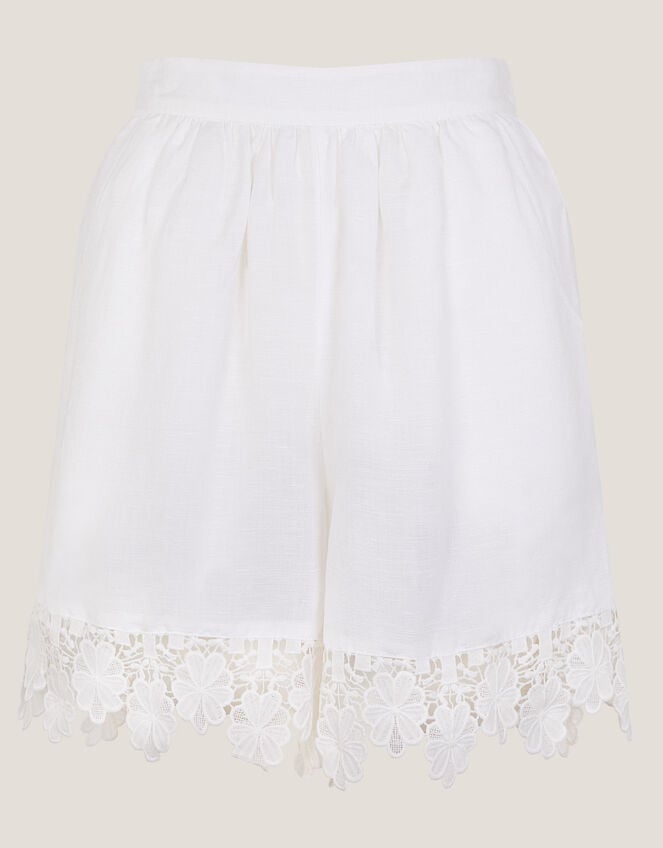 Lara Floral Embroidered Shorts, White (WHITE), large